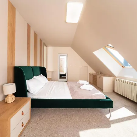 Modern Maisonette - 2 Bedrooms - Terrace - Vitosha View * Sófia