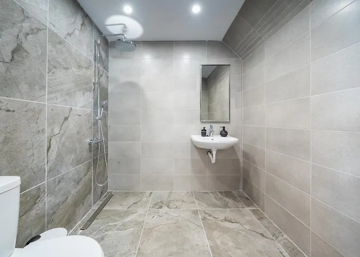 Modern Maisonette - 2 Bedrooms - Terrace - Vitosha View صوفيا