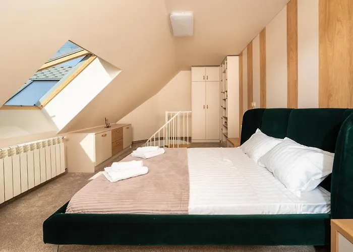 Modern Maisonette - 2 Bedrooms - Terrace - Vitosha View شقة صوفيا